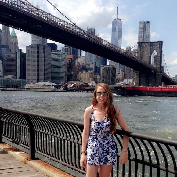 Meet your Posher, Lori - Picture 1 of 1